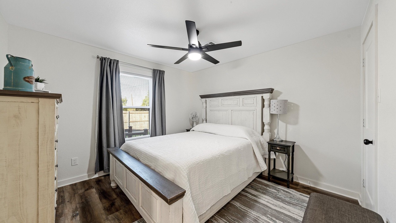 Photo of Bedroom in University