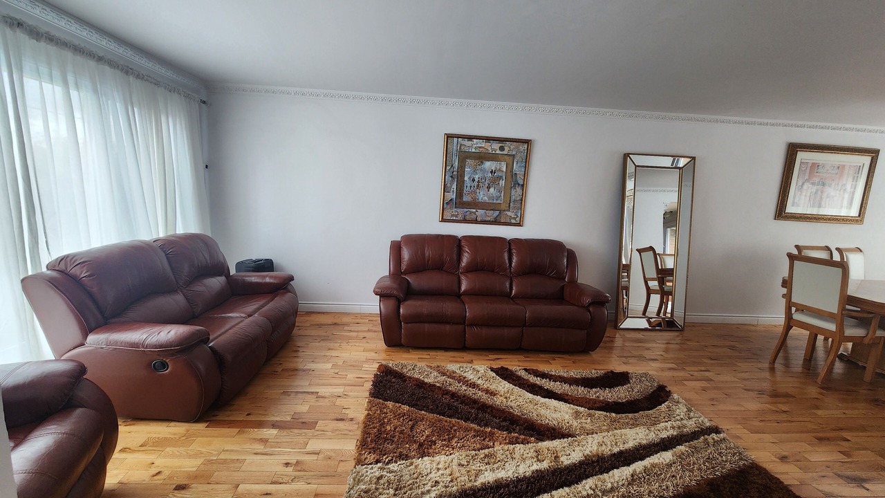 Photo of Livingroom in Laval