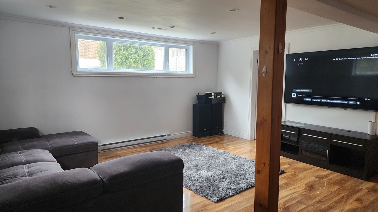 Photo of Livingroom in Laval