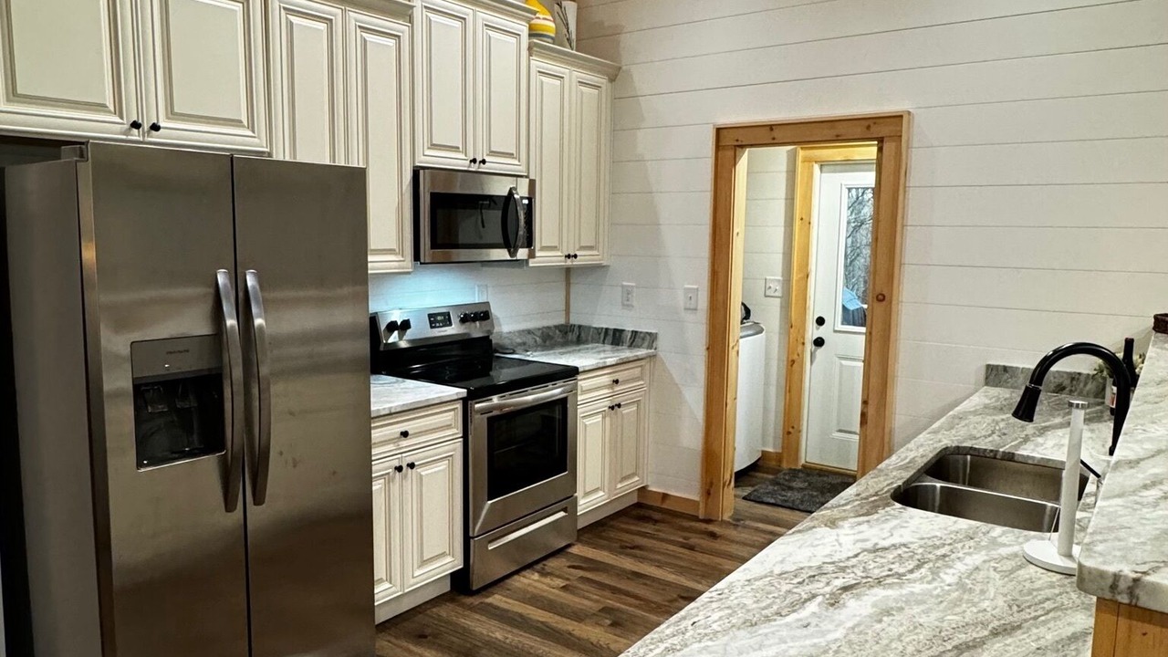 Photo of Kitchen in McCaysville