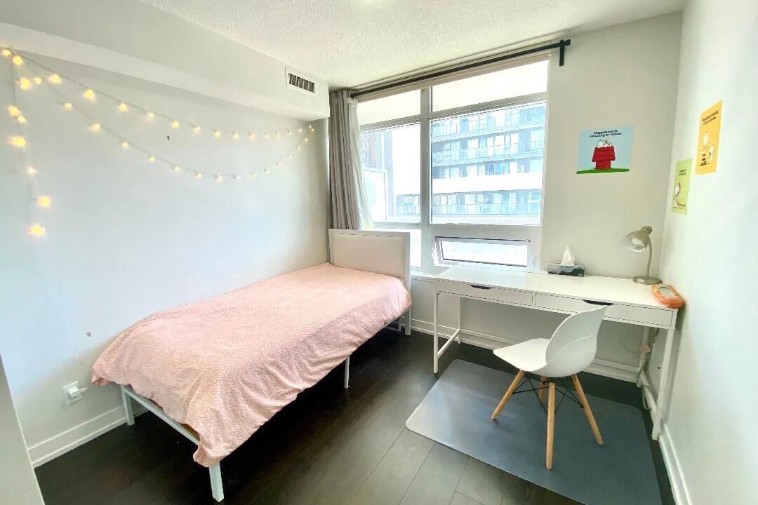 Photo of Bedroom in Garden District