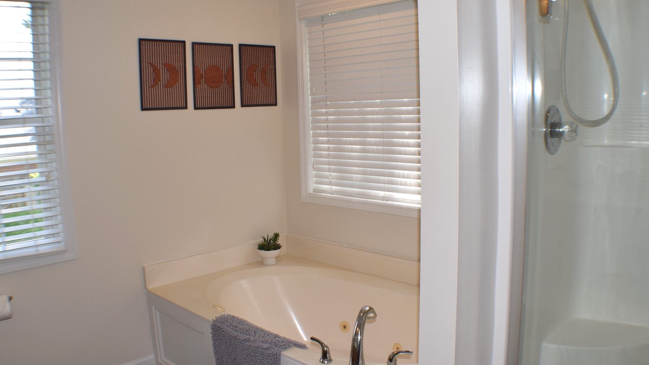 Photo of Bathroom in Normal