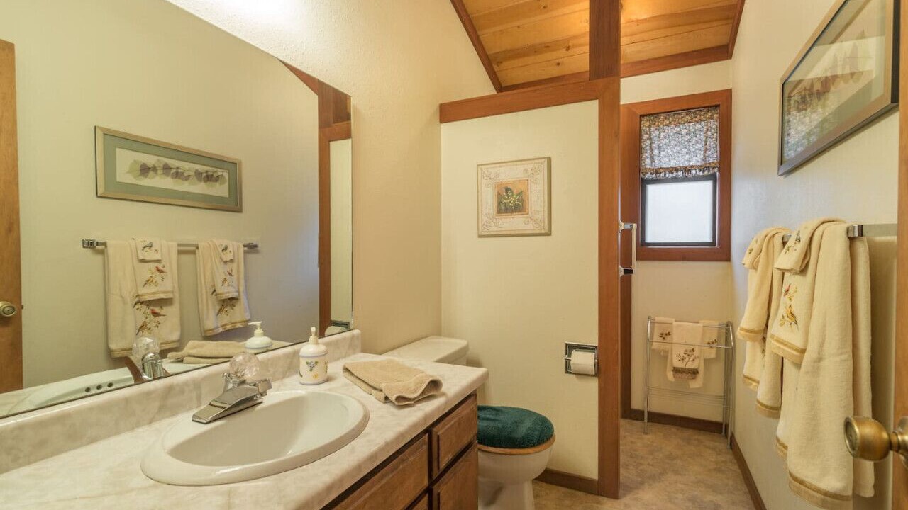 Photo of Bathroom in Tahoe Vista