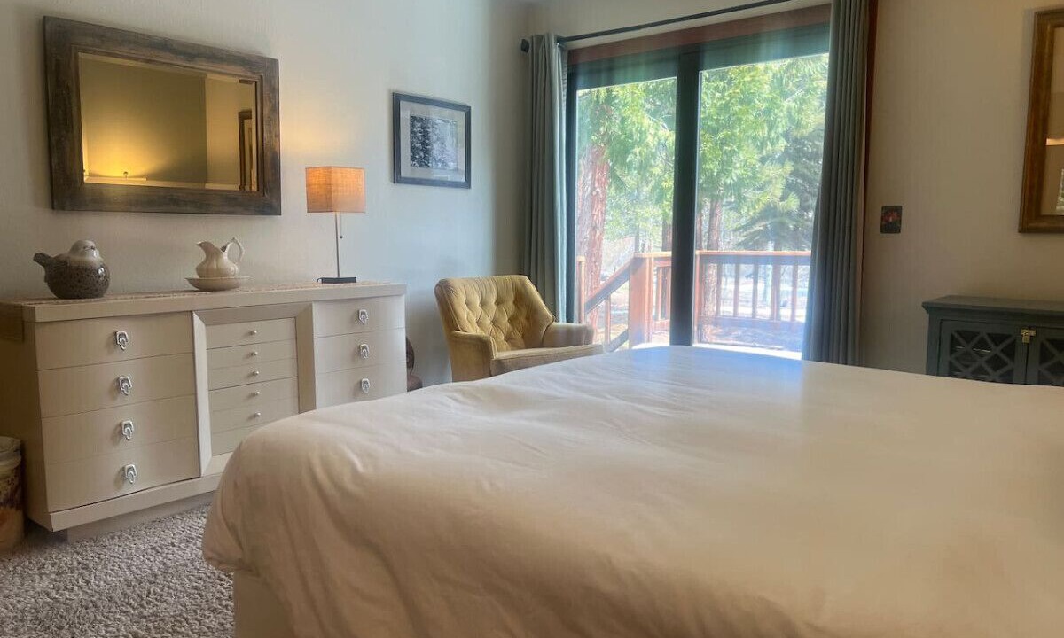 Photo of Bathroom in Tahoe Vista