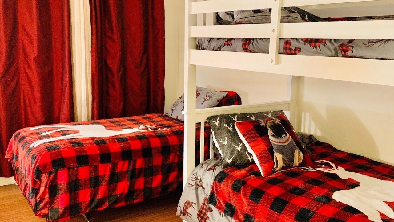 Photo of Bedroom in Mont-Tremblant Village