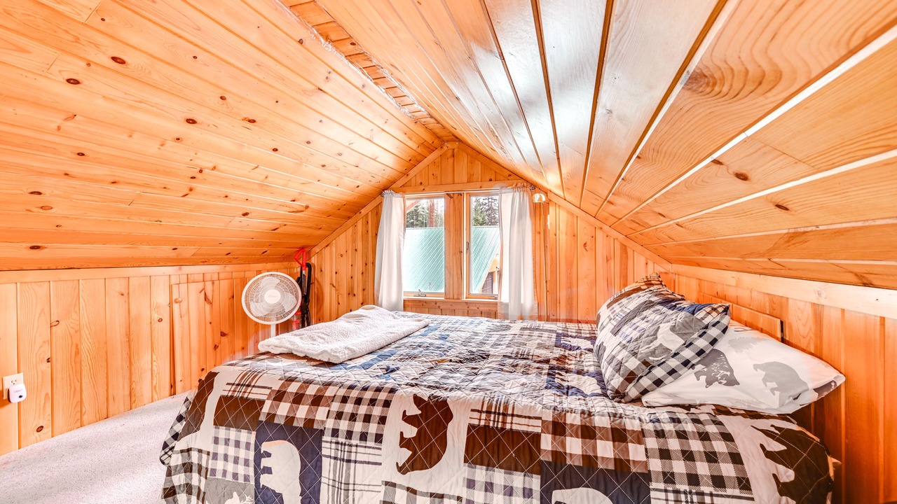 Photo of Bedroom in Bigfork