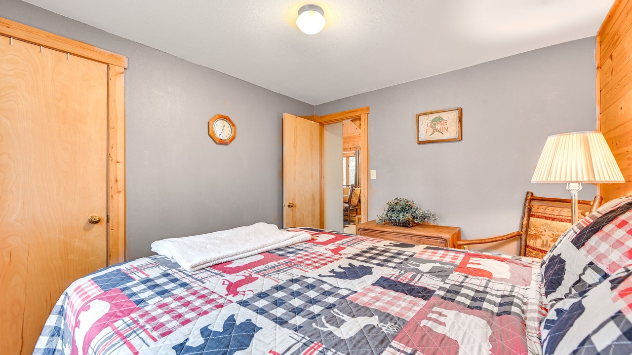 Photo of Bedroom in Bigfork