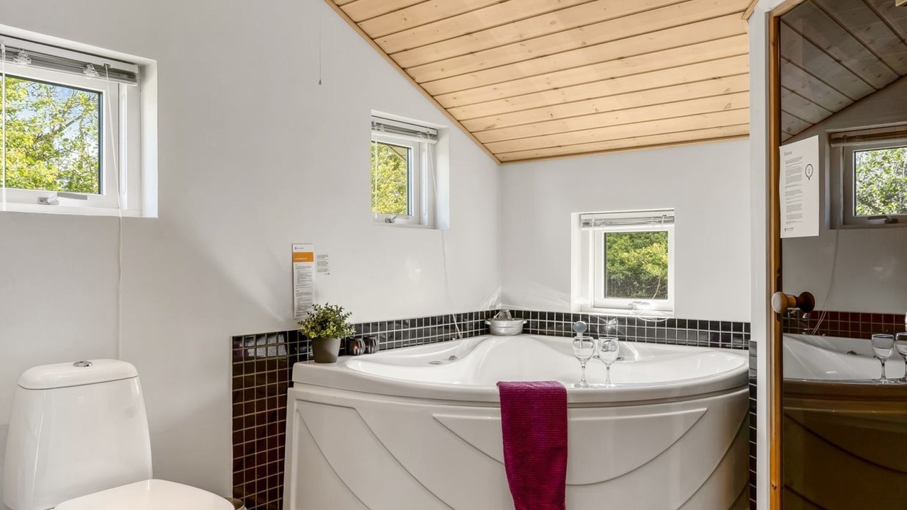 Photo of Bathroom in Tranum