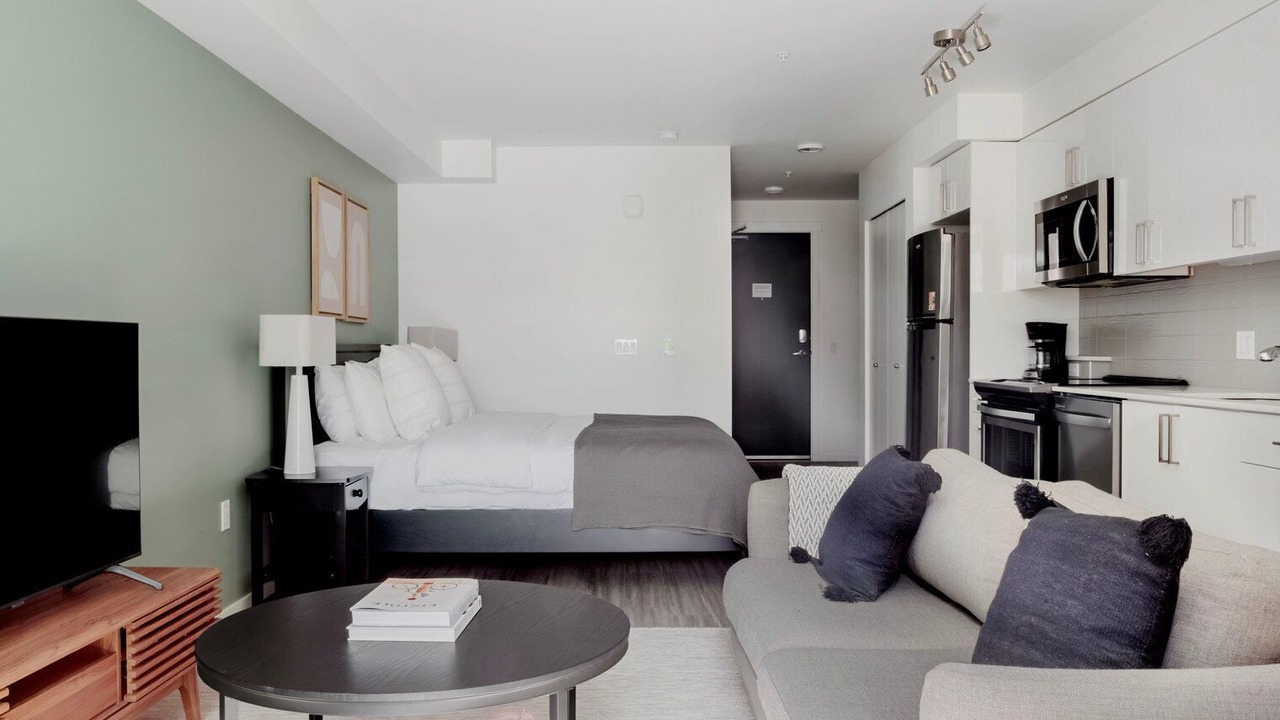 Photo of Bedroom in University District