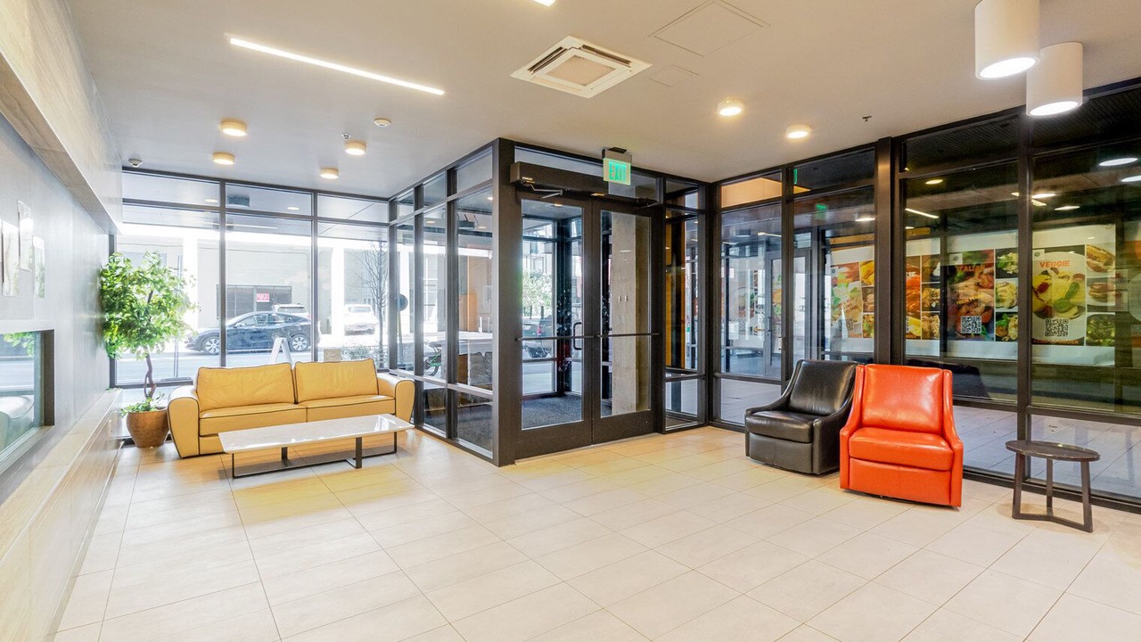 Photo of Others in University District