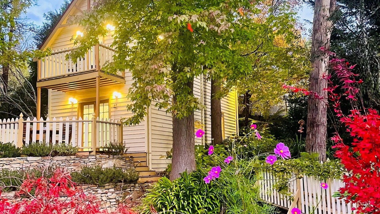 Photo of Others in Aldgate