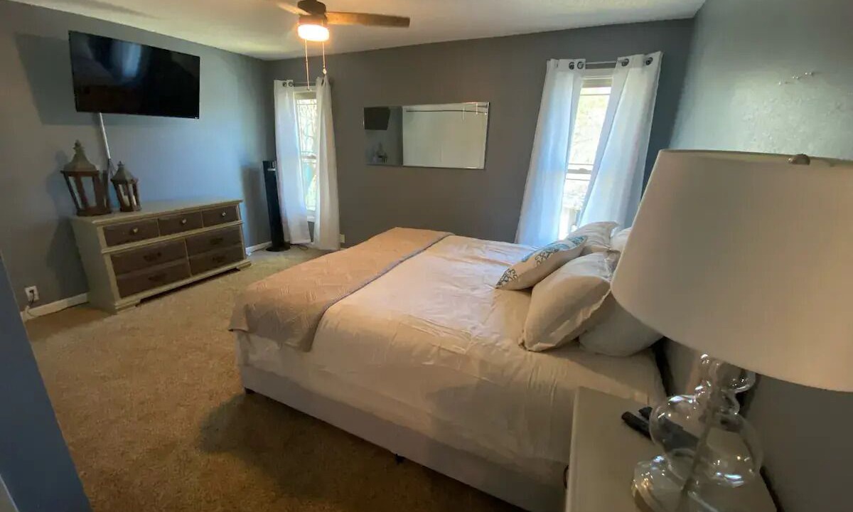 Photo of Bedroom in Hot Springs Village