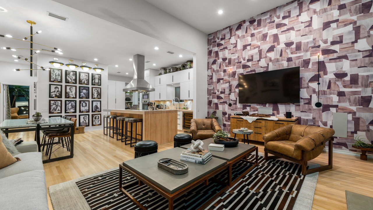 Photo of Livingroom in Oak Lawn