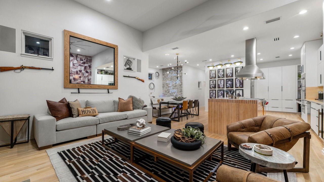 Photo of Livingroom in Oak Lawn