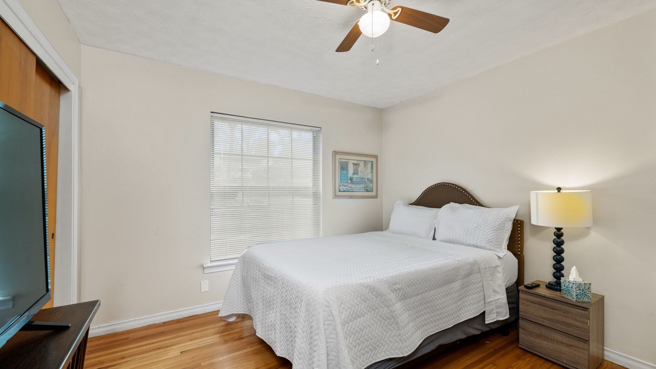 Photo of Bedroom in White Rock Hills