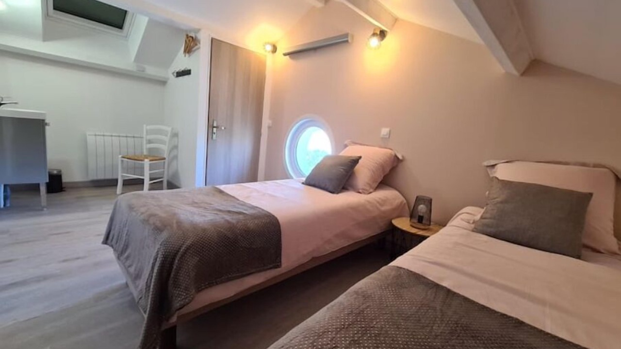 Photo of Bedroom in Saint-Hilaire-le-Vouhis