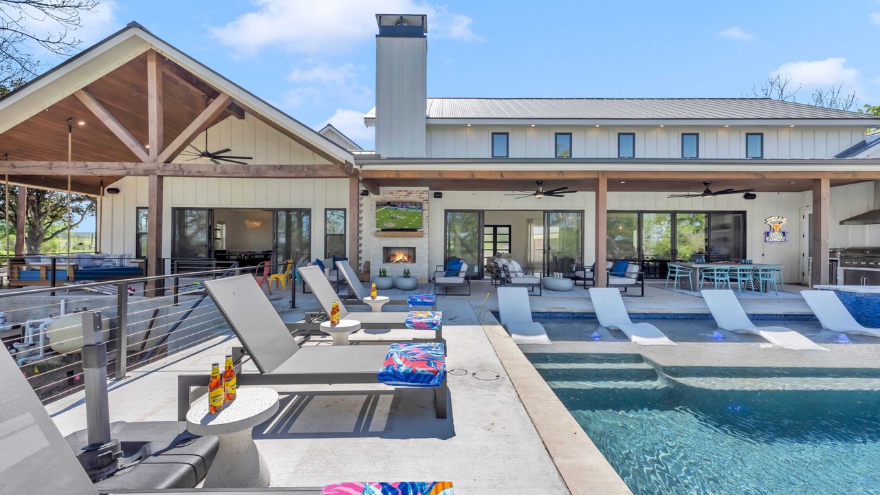 Photo of Outdoor in Cottonwood Shores