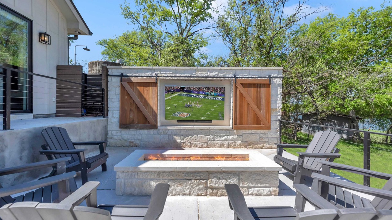 Photo of Outdoor in Cottonwood Shores