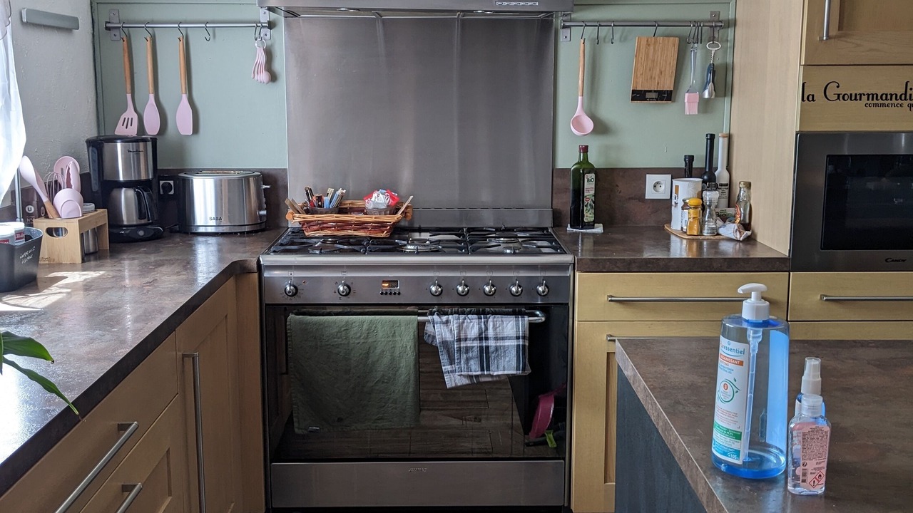Photo of Kitchen in Villegailhenc