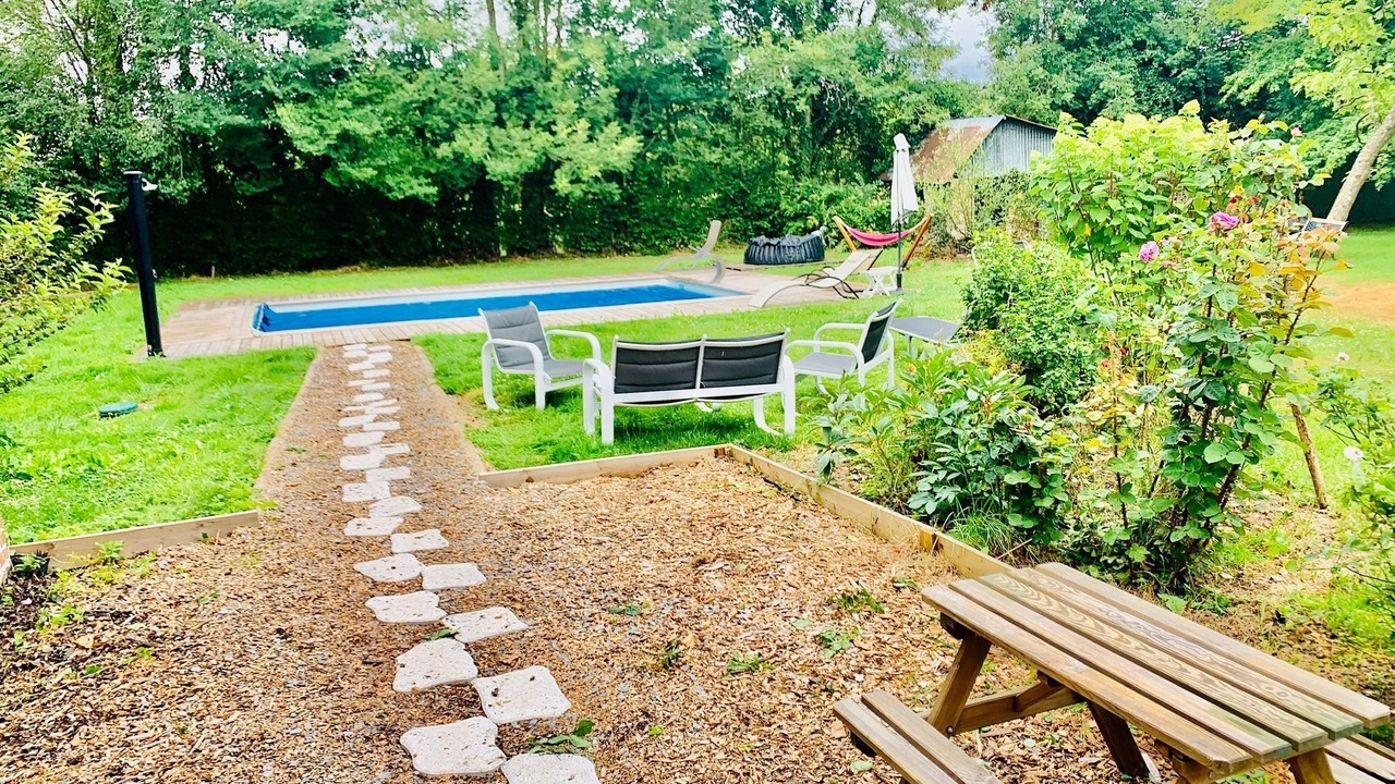 Photo of Outdoor in Meulles