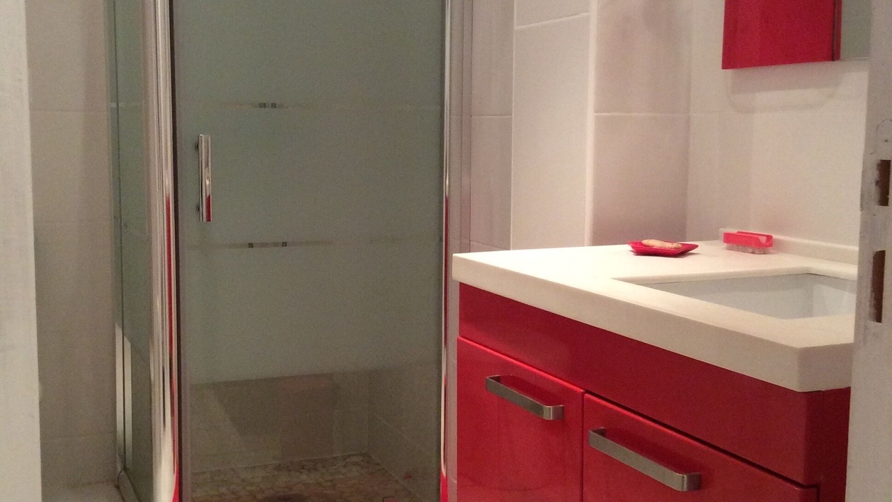 Photo of Bathroom in Laroque-des-Alberes