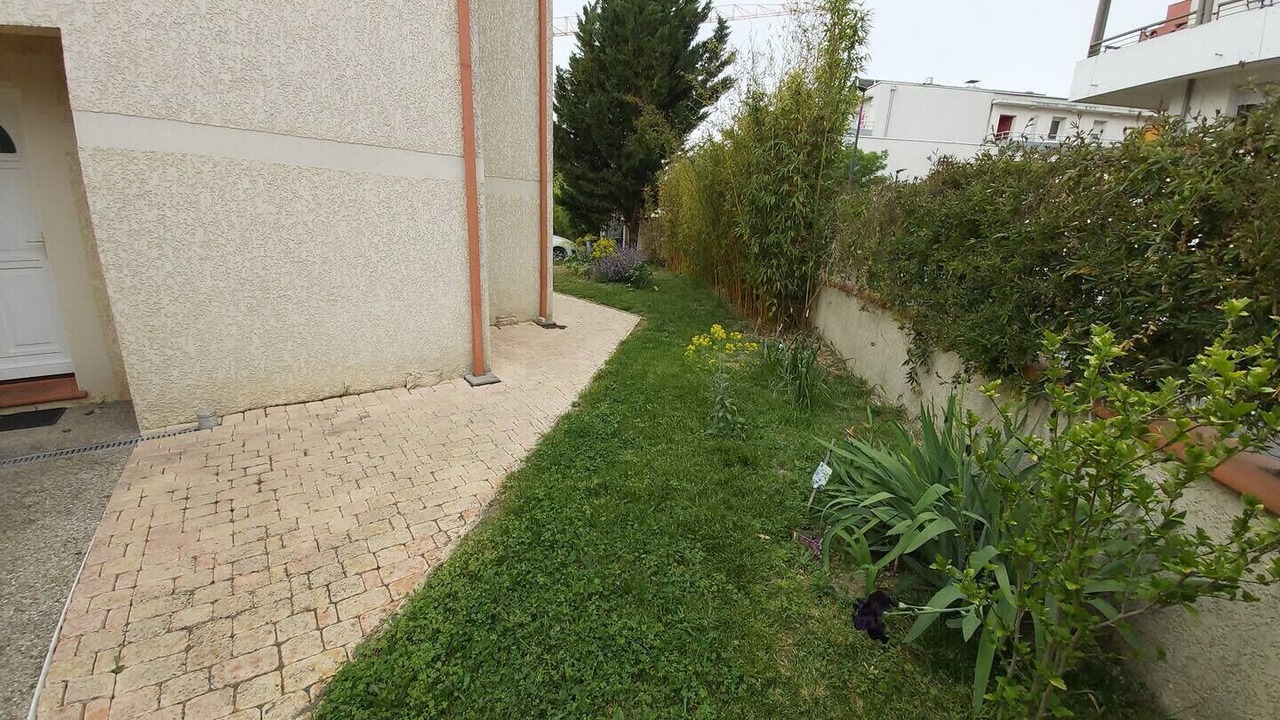 Photo of Outdoor in Trois Cocus - Borderouge - Croix-Daurade - Paleficat