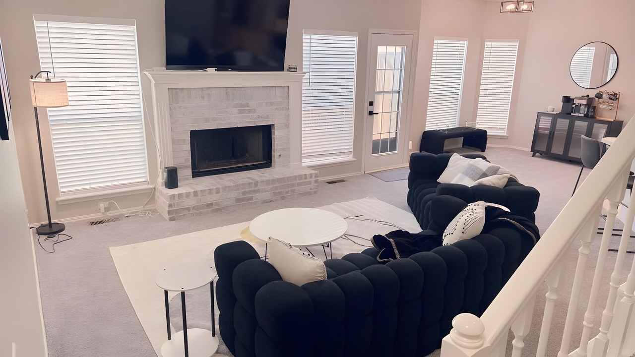 Photo of Livingroom in South Tulsa