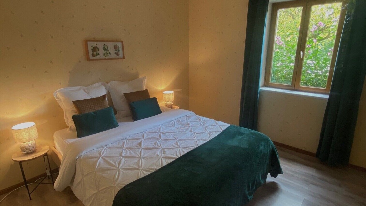 Photo of Bedroom in Degagnac