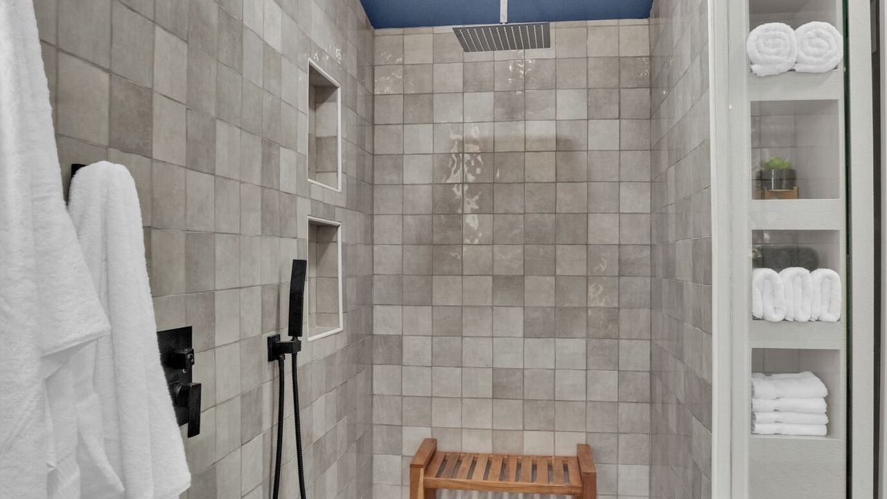 Photo of Bathroom in Fairfield Historic District