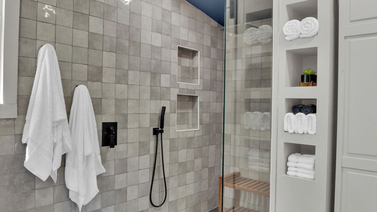 Photo of Bathroom in Fairfield Historic District