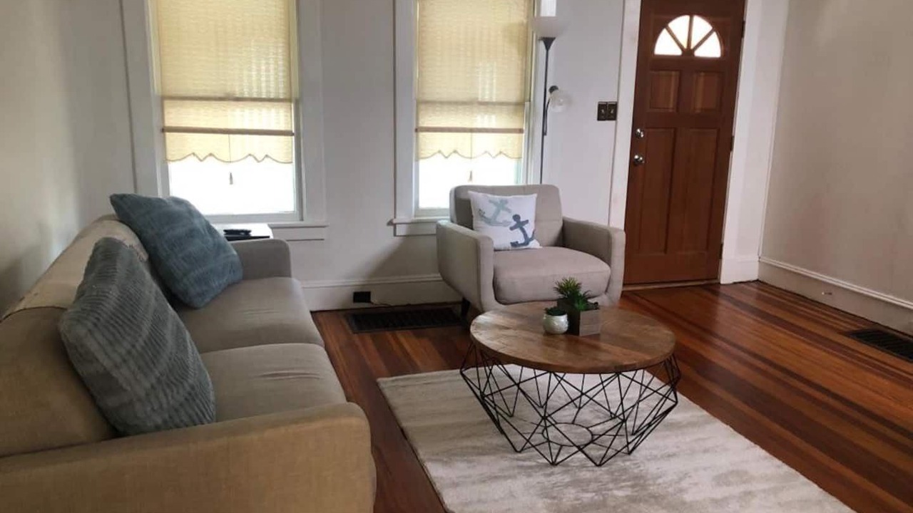Photo of Livingroom in Albany