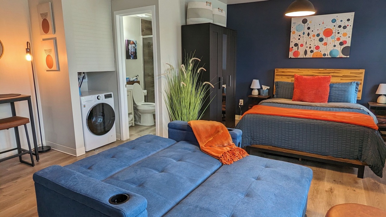 Photo of Bedroom in New Center Detroit