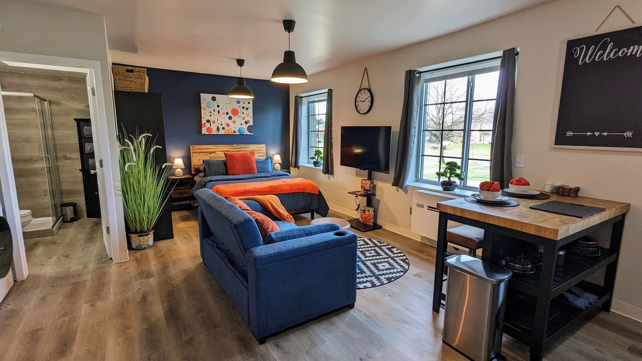 Photo of Bedroom in New Center Detroit