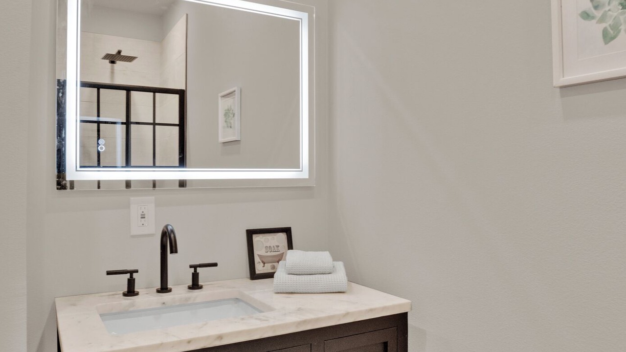 Photo of Bathroom in Highland Historic District