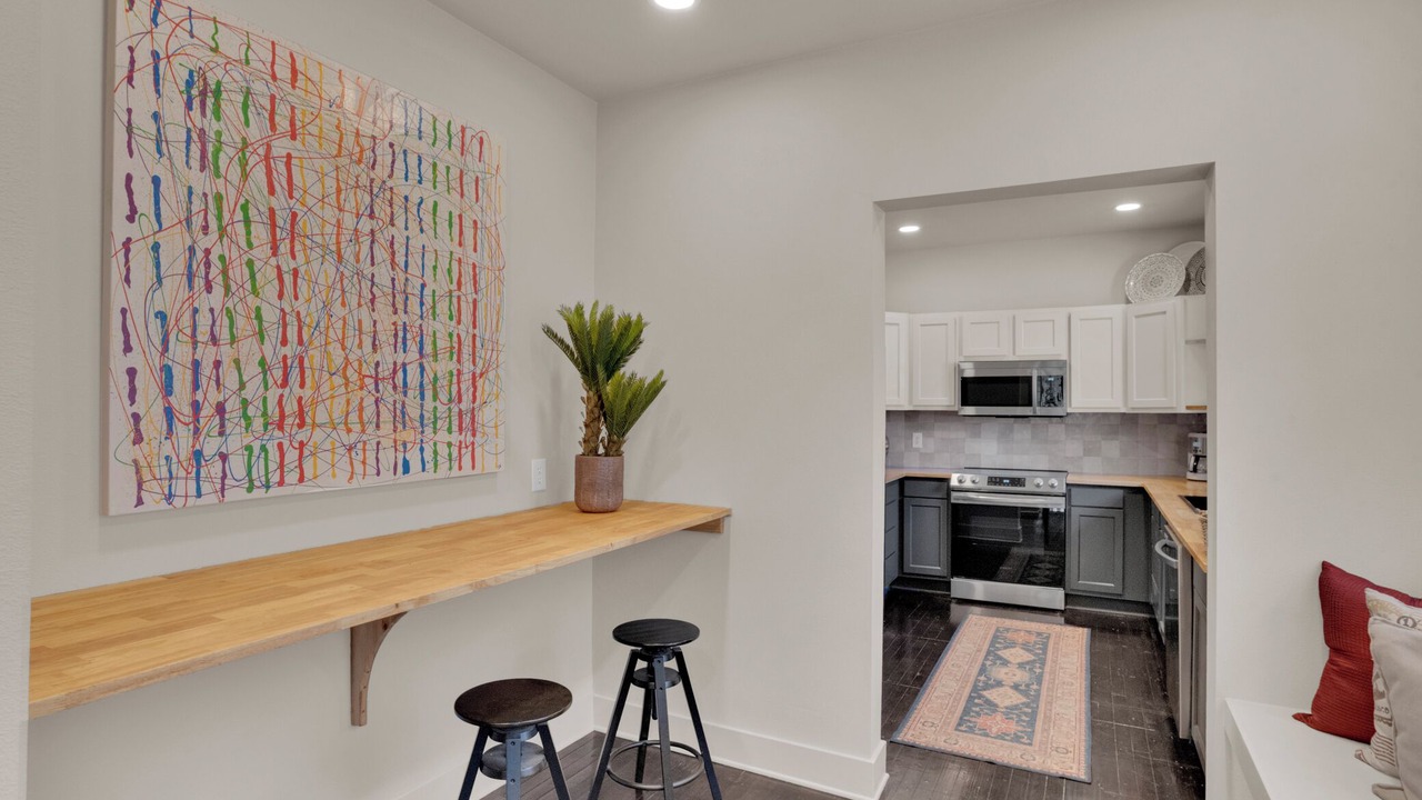 Photo of Kitchen in Highland Historic District