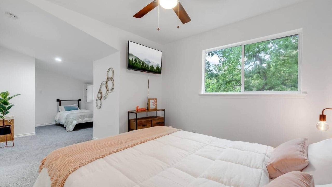 Photo of Bedroom in Enchanted Oaks