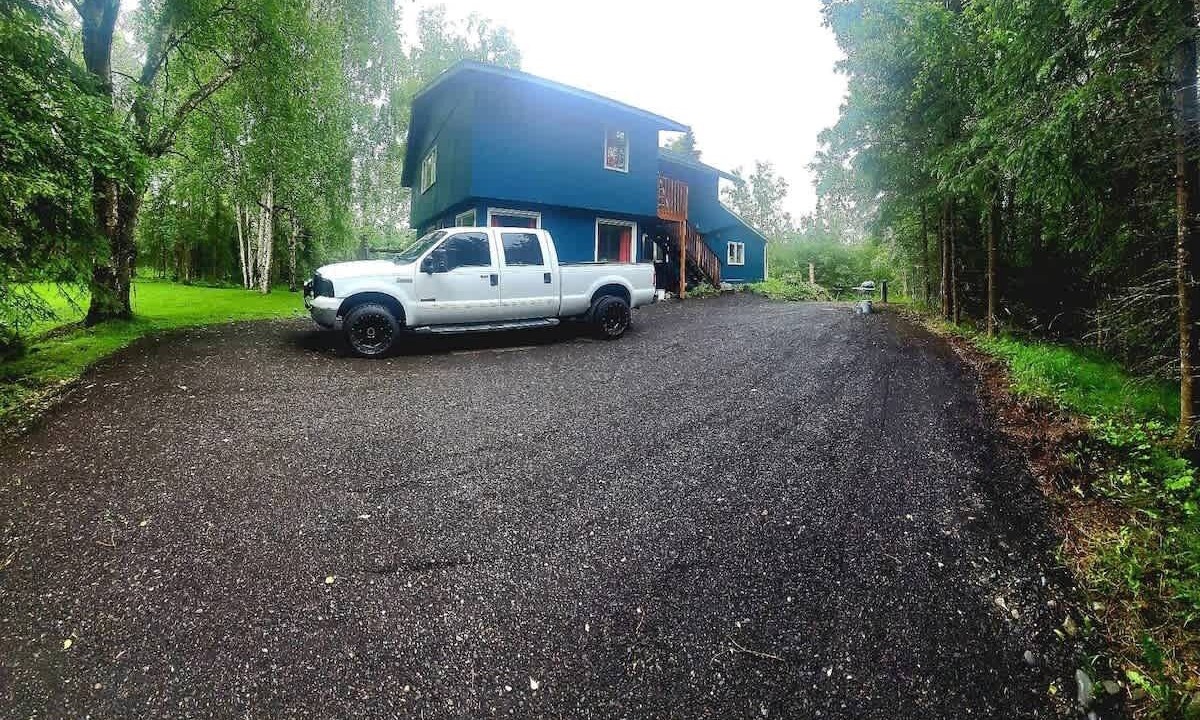 Photo of Outdoor in Mid-Hillside