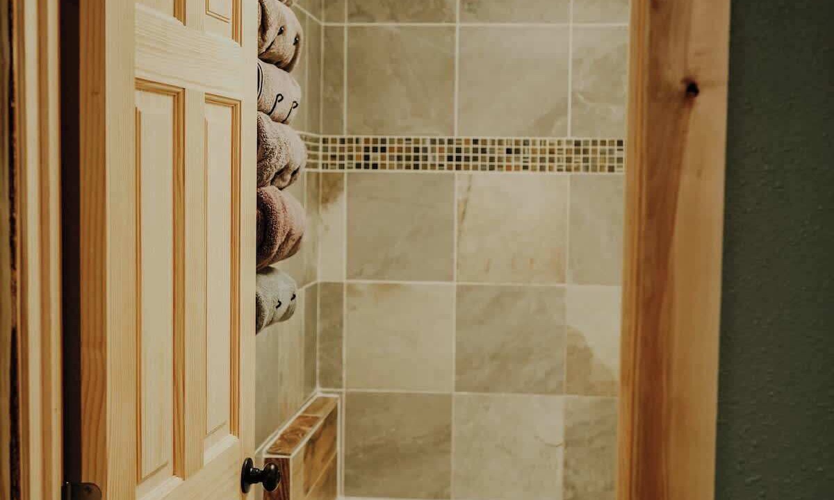 Photo of Bathroom in Mid-Hillside