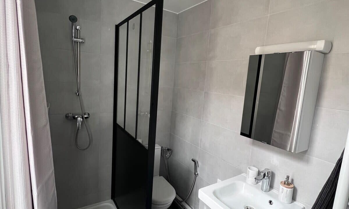 Photo of Bathroom in Bondy