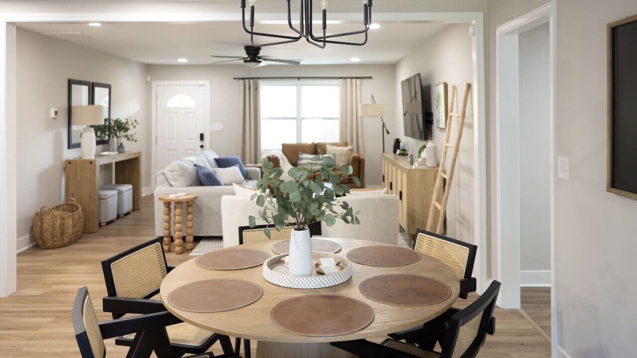 Photo of Livingroom in McDonough