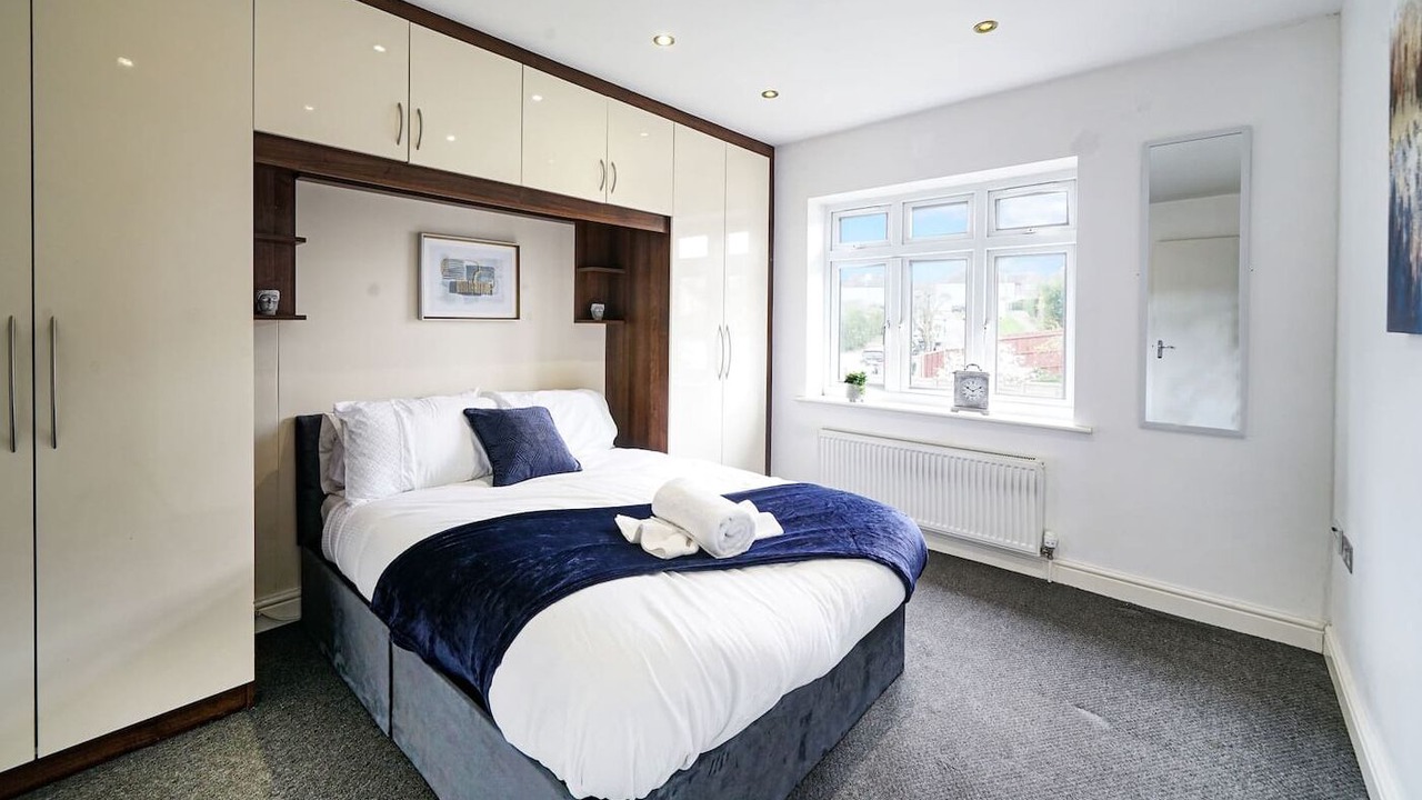 Photo of Bedroom in Elstree