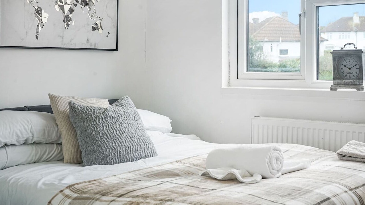 Photo of Bedroom in Elstree