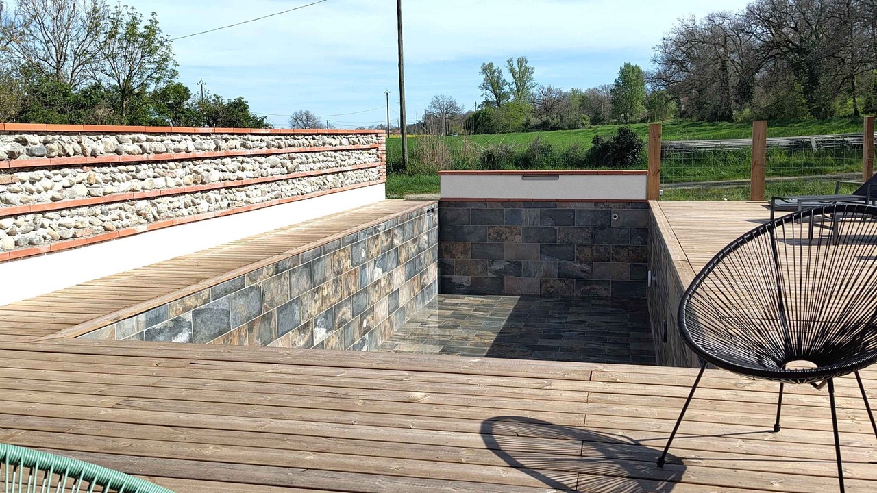 Photo of Patio Balcony in Merville