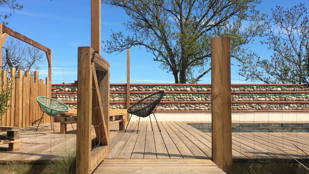 Photo of Patio Balcony in Merville