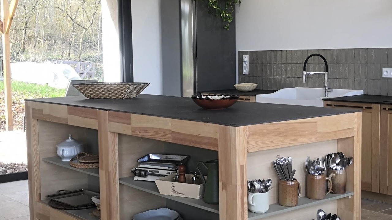 Photo of Kitchen in Merville