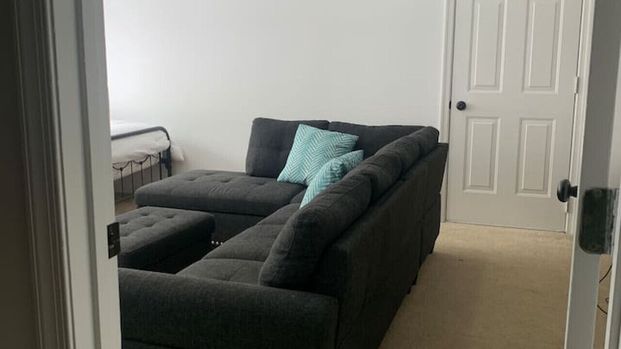 Photo of Livingroom in North Laurel