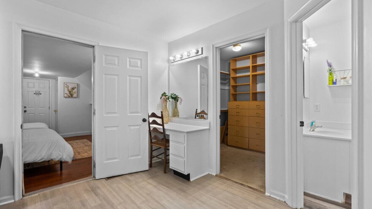 Photo of Bedroom in North Laurel