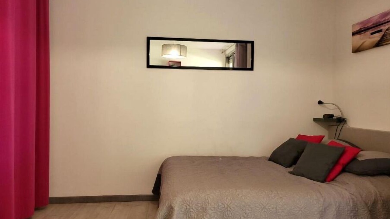 Photo of Bedroom in Balaruc-les-Bains