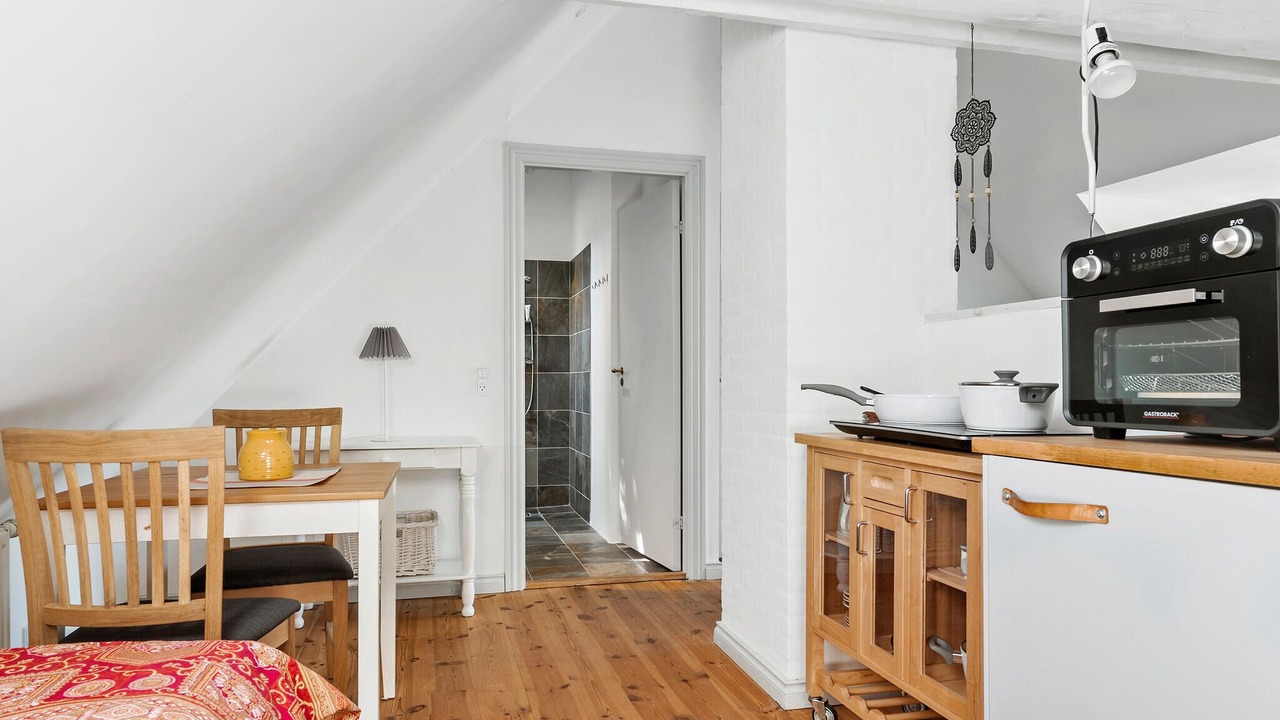 Photo of Others in Arø