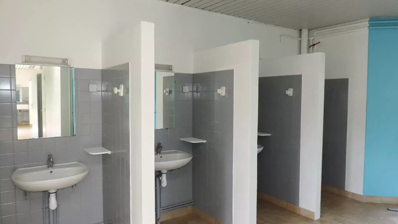 Photo of Bathroom in Illiers-Combray